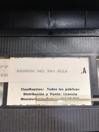 Película en VHS regreso del más allá, con Ana Obregón