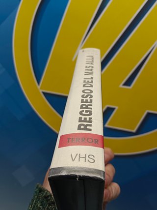 Película en VHS regreso del más allá, con Ana Obregón