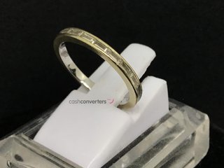 anillo oro 18k con piedra con diamante