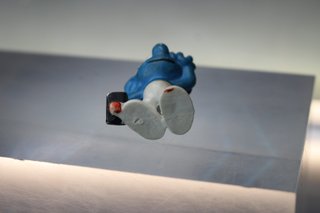 Los Pitufos: Pitufo Herrero o Martillo o Mazo. Figura de PVC. Sin marca, bootleg, vintage.