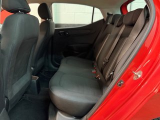 Hyundai i10 1.0MPI Tecno “Cámara, CarPlay..”