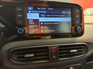 Hyundai i10 1.0MPI Tecno “Cámara, CarPlay..”