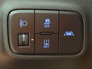 Hyundai i10 1.0MPI Tecno “Cámara, CarPlay..”