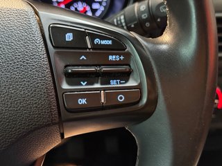 Hyundai i10 1.0MPI Tecno “Cámara, CarPlay..”