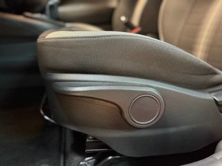 Hyundai i10 1.0MPI Tecno “Cámara, CarPlay..”