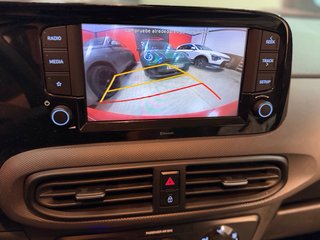 Hyundai i10 1.0MPI Tecno “Cámara, CarPlay..”
