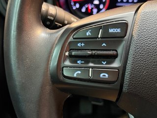 Hyundai i10 1.0MPI Tecno “Cámara, CarPlay..”