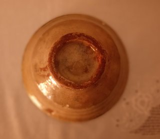 Antichi piatti in ceramica