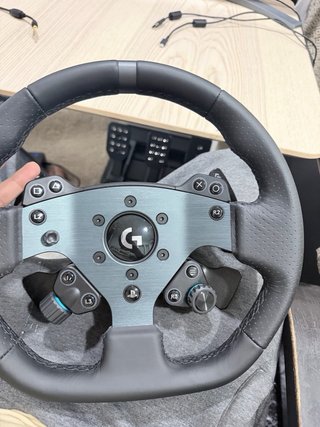 Volante Logitech G PRO DD (PS/PC) 11Nm + Aro - Con
