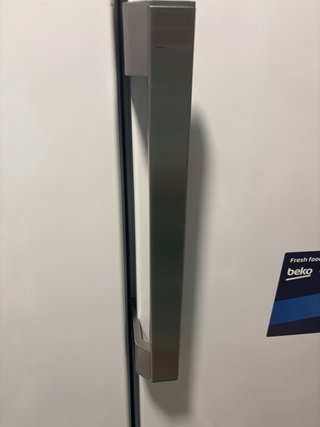 Congelador vertical Beko