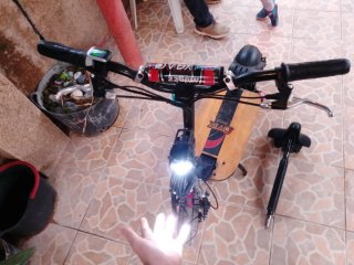 Patinete eléctrico con asiento