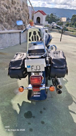 Suzuki Intruder 1500 VL Negro