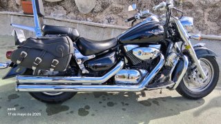Suzuki Intruder 1500 VL Negro