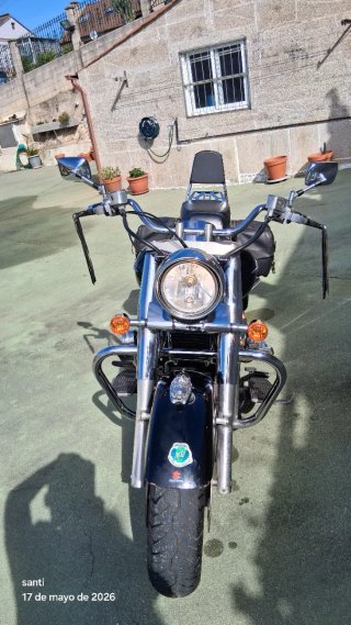 Suzuki Intruder 1500 VL Negro
