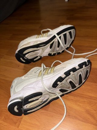 Zapatillas Adidas Running Blancas y Doradas