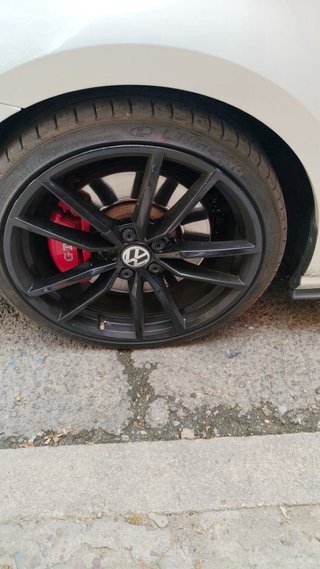 Llantas Pletoria 19” Originales VW