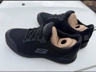 Skechers Negras Nuevas Sin Caja