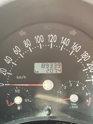 VOLKSWAGEN NEW BEETLE CABRIO 2006