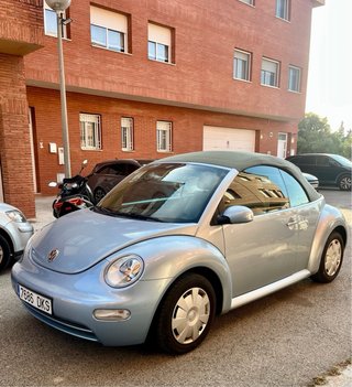 VOLKSWAGEN NEW BEETLE CABRIO 2006