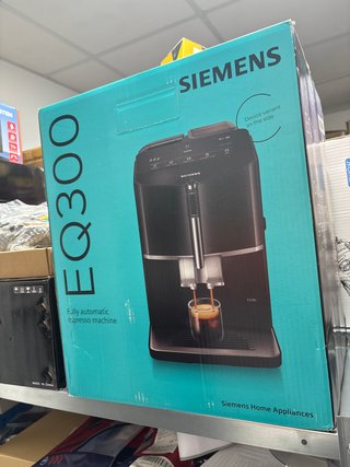 Cafetera Siemens EQ300 Automática