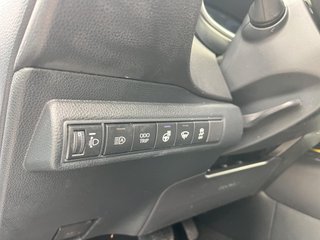 TOYOTA COROLLA SEDAN 1.8 HYBRID STYLE PLUS E-CVT 140 4P