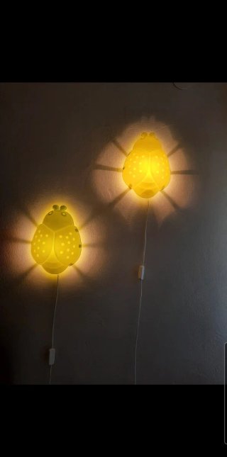 Lámpara infantil mariquita amarilla Ikea