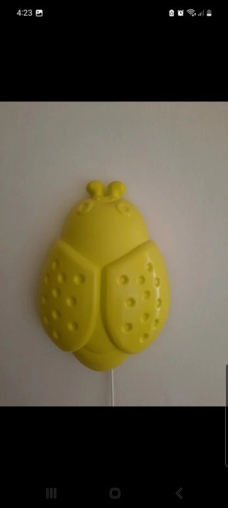 Lámpara infantil mariquita amarilla Ikea