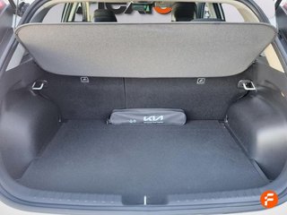 Kia Niro 1.6 GDi HEV 104kW (141CV) Concept