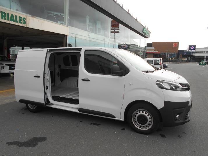Toyota Proace 2023, foto 4