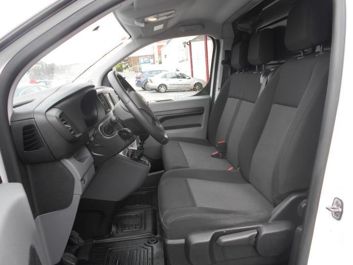 Toyota Proace 2023, foto 8