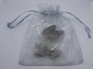 PENDIENTES EN FORMA DE PERRITO DE PELAJE GRIS
