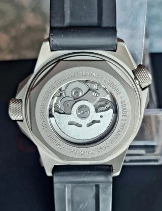 Reloj UNDONE AQUADEEP