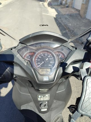 Honda SH 300 Scooter Negra Automática