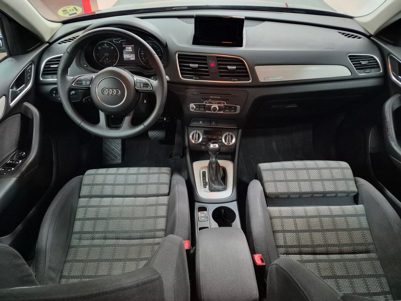 Audi Q3 2.0 TDI Ambition quattro S-T 2011, foto 12