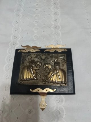 Placa Bronce Caballeros Siglo XVIII