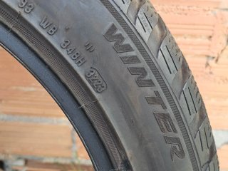 Neumáticos invierno Pirelli Sottozero 3 235/45 R18