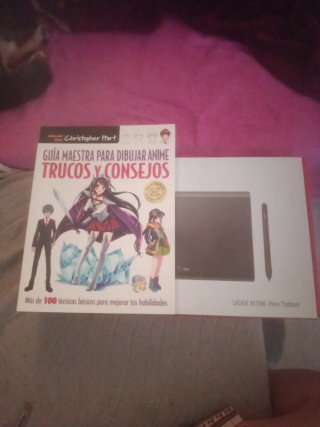 Tableta Gráfica UGEE M708 + Libro Dibujo Anime