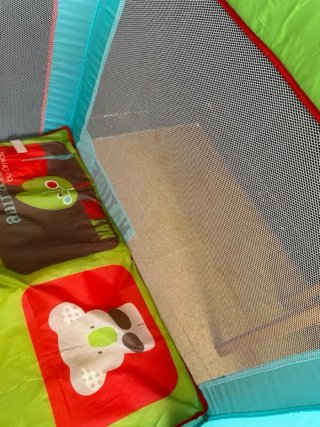 Parque infantil con animales (Escucho ofertas)