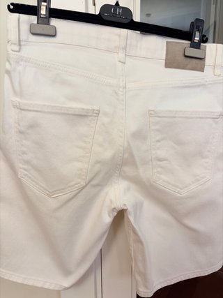 Pantalón vaquero corto Mango Talla 40