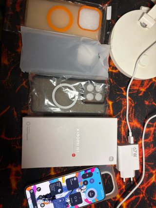 Xiaomi 15T Con Seguro, Fundas y Cargador.