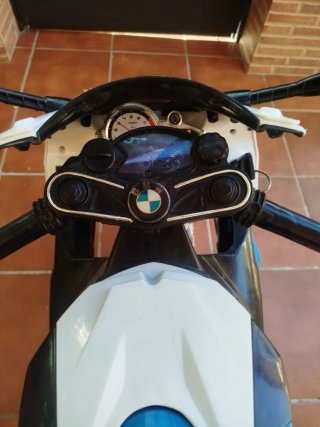 Moto Eléctrica Infantil BMW RR
