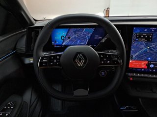 RENAULT Mégane Eléctrico MEGANE E-TECH ELÉCTRICO iconic 160 kW (220 cv) autonomía confort-SS