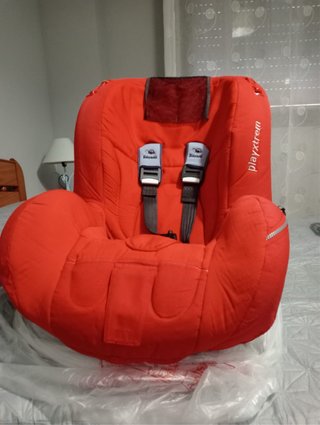 Silla coche bebé Playxtrem roja