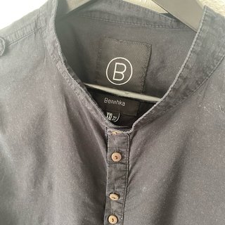 Camisa Bershka Negra Cuello Mao Talla XXL