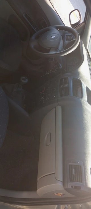 Renault Clio 2003