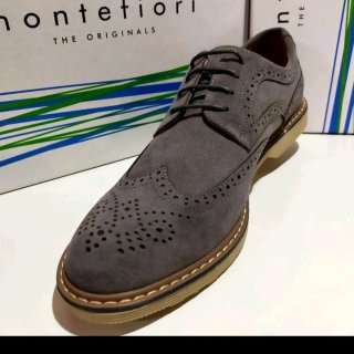 Scarpe uomo grigie scamosciate 40 affare nuove