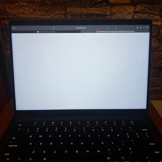 MacBook Pro M3 Pro 18GB RAM 512GB