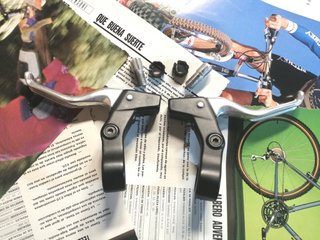 Manetas freno V-brake 215 grs