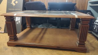 Mesa comedor de centro madera y cristal.