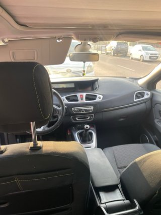 Renault Grand Scenic 2011